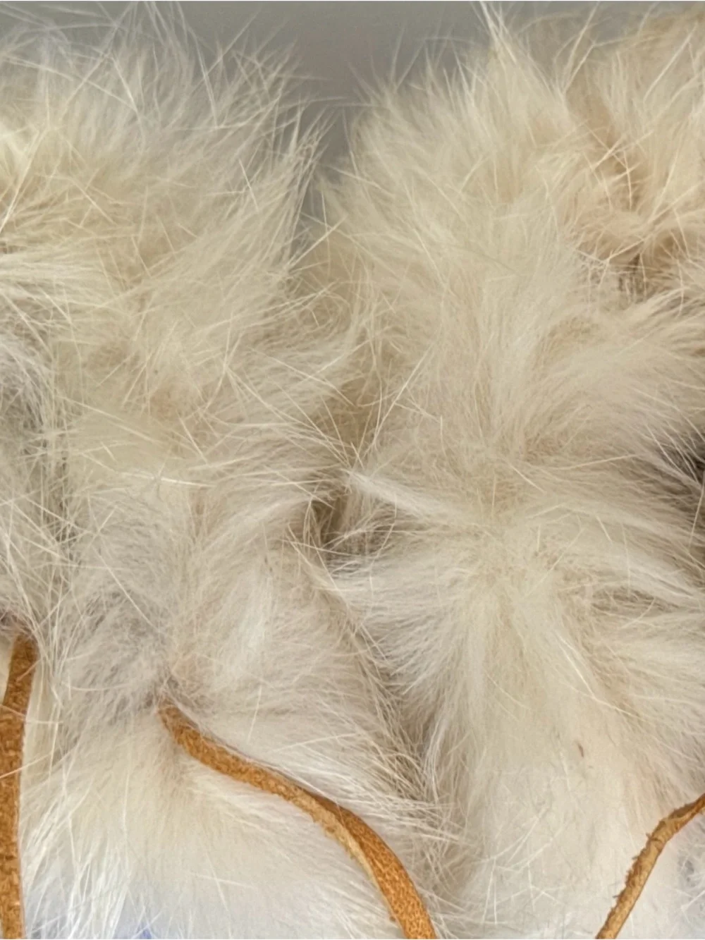 Source Unknown Cream Fur Kids Moccasins with Blue Beaded Flower